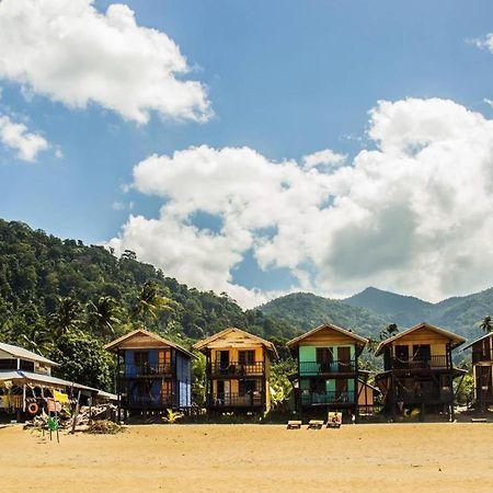 Beachfront Hut Downstairs Astra - Beach Shack Chalet Kampong Juara Exterior photo